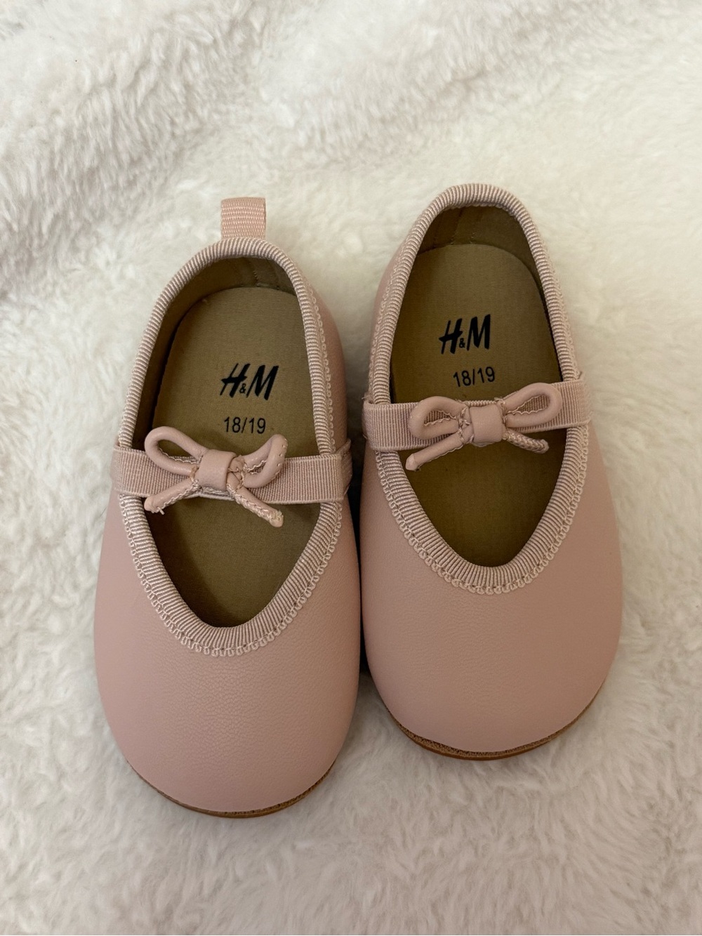 H&M Light Pink Baby Bow Mary Jane Shoes
